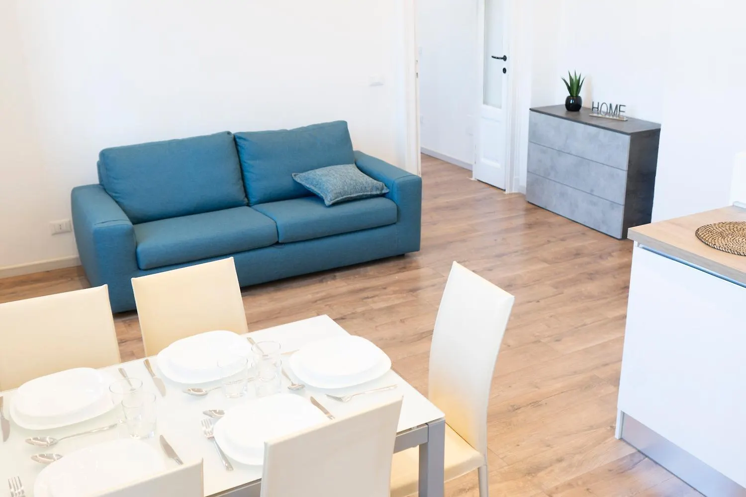Lic11 Large Apartment Central Of Milan